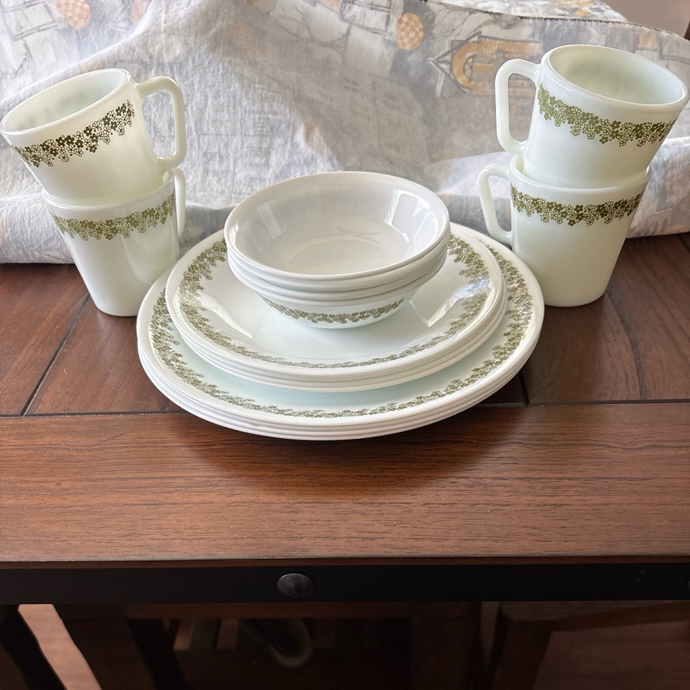 Corelle Pyrex Daisy Spring Blossom Vintage Dishes